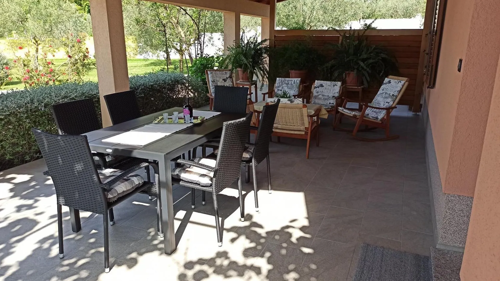 Neue Wohnung In Loborika Mit Grosser Terrasse プーラ 0*,