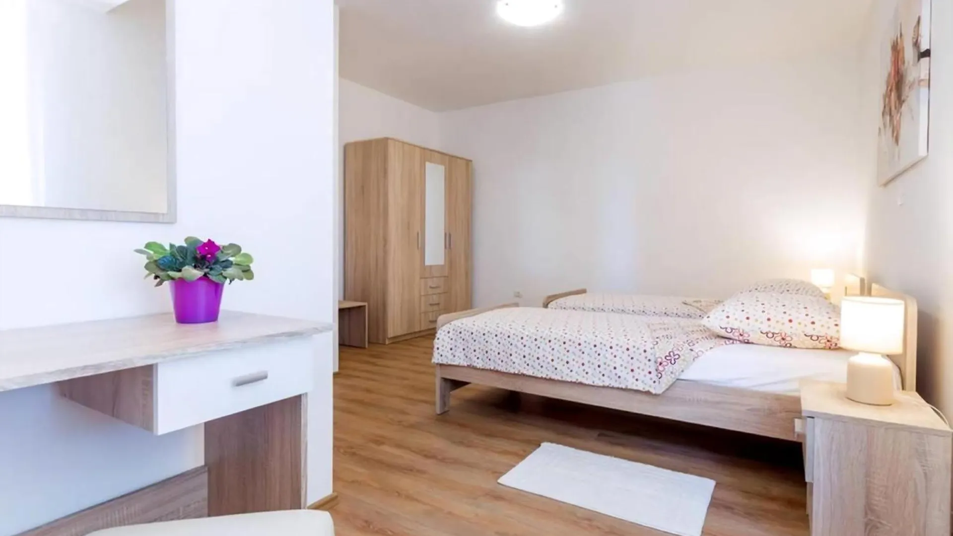 Neue Wohnung In Loborika Mit Grosser Terrasse プーラ